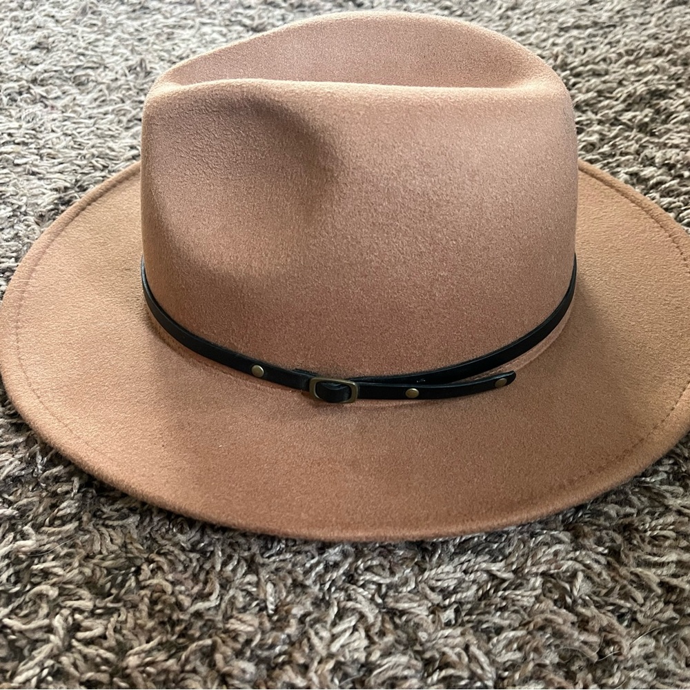 Classic Tan Hat